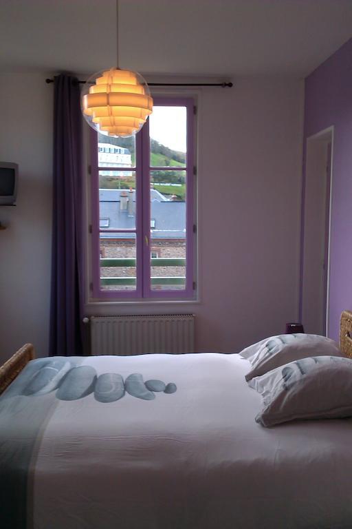 Les Galets Bleus Bed & Breakfast Etretat Room photo